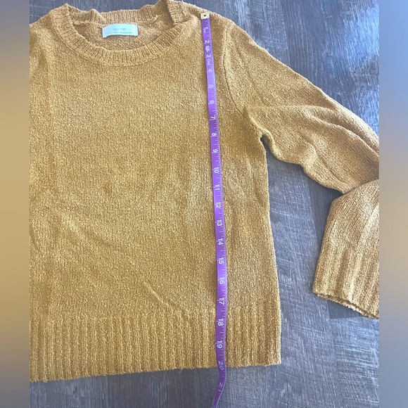 NWOT Oak and Fort Acrylic Sweater in Small - Picture 3 of 7